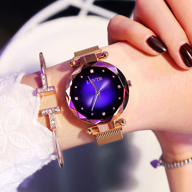 Rose Gold Women Watches Fashion Diamond Ladies Starry Sky Magnet