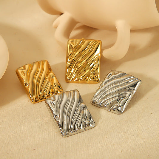 Stylish   Fashion Ear Studs