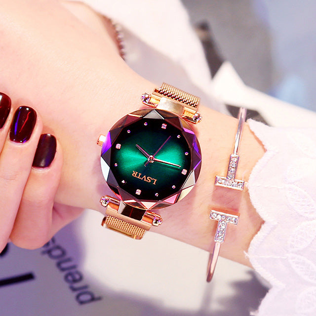 Rose Gold Women Watches Fashion Diamond Ladies Starry Sky Magnet